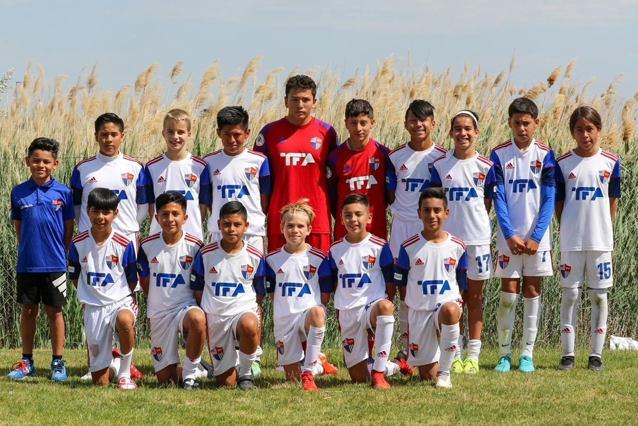 Join Total Futbol Academy in Los Angeles for elite soccer training LA and youth development. Enhance your skills with football academy LA programs in 2024