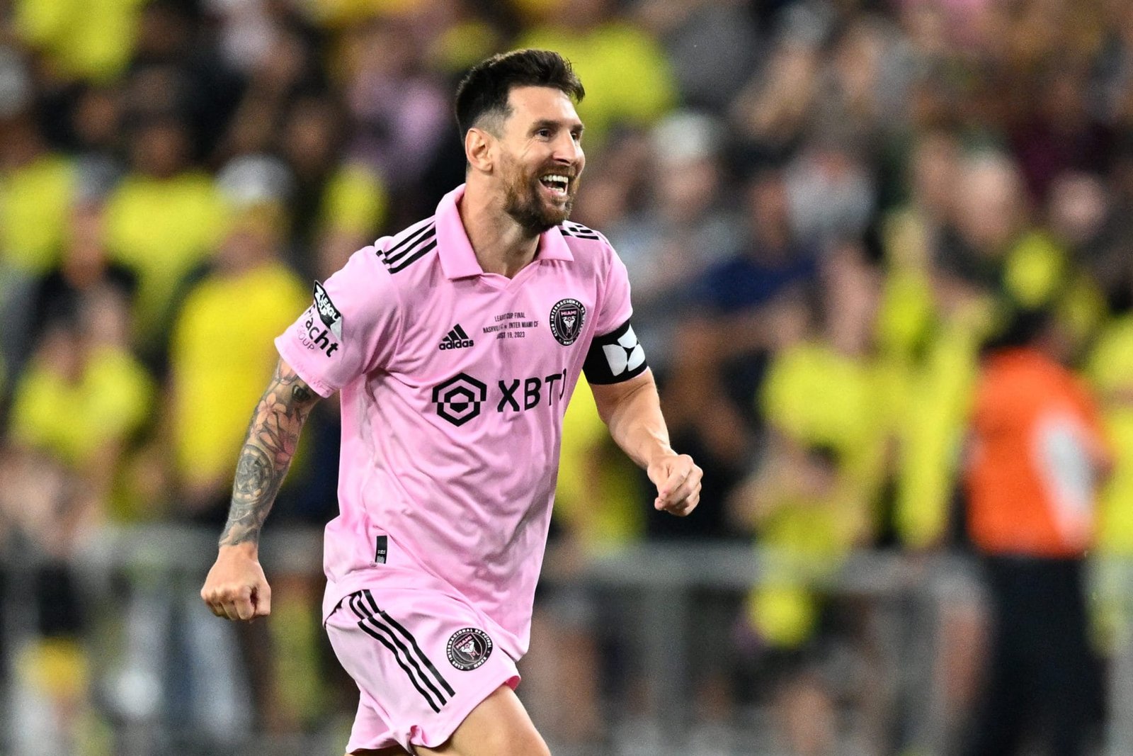 Top 5 La Liga Legends: Messi, Zidane, Xavi, and More