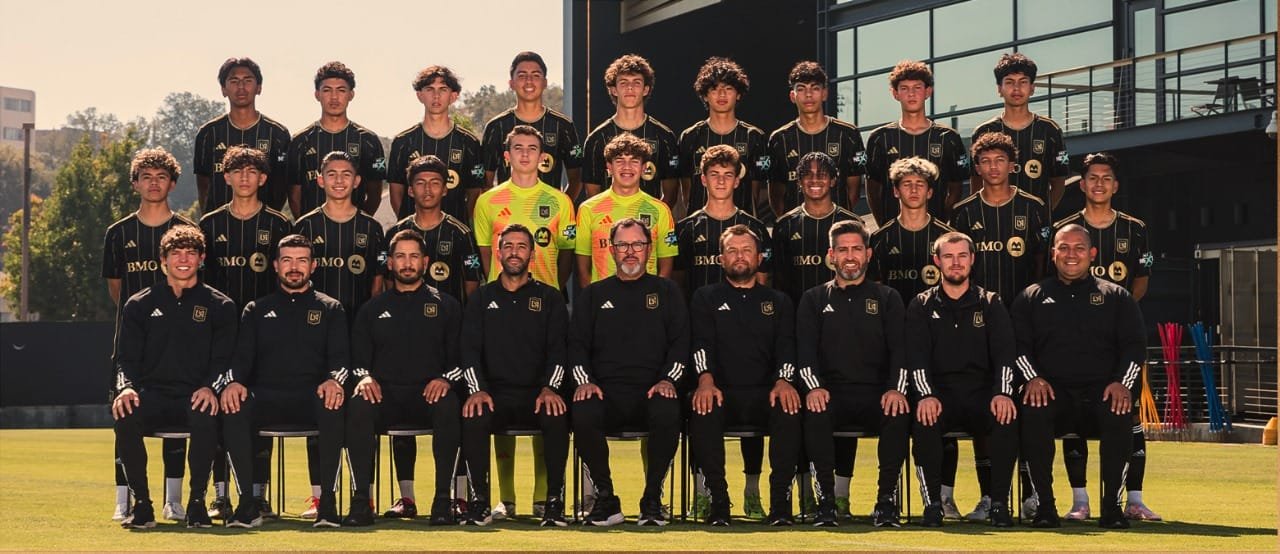 Explore 10 key features of the LAFC Academy, a premier soccer training destination. Learn about its impact on LAFC youth soccer and top-level football programs