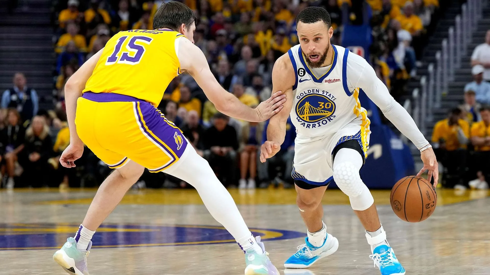 Discover the best basketball streaming apps in 2025! Watch NBA games live online for free and enjoy high-quality streams on Android, iOS, and Smart TVs.